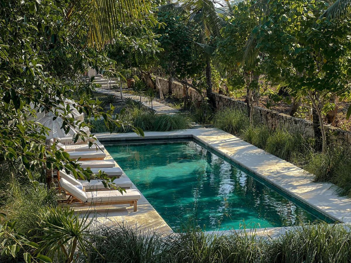 Diamond Beach Villas Tanglad Bagian luar foto