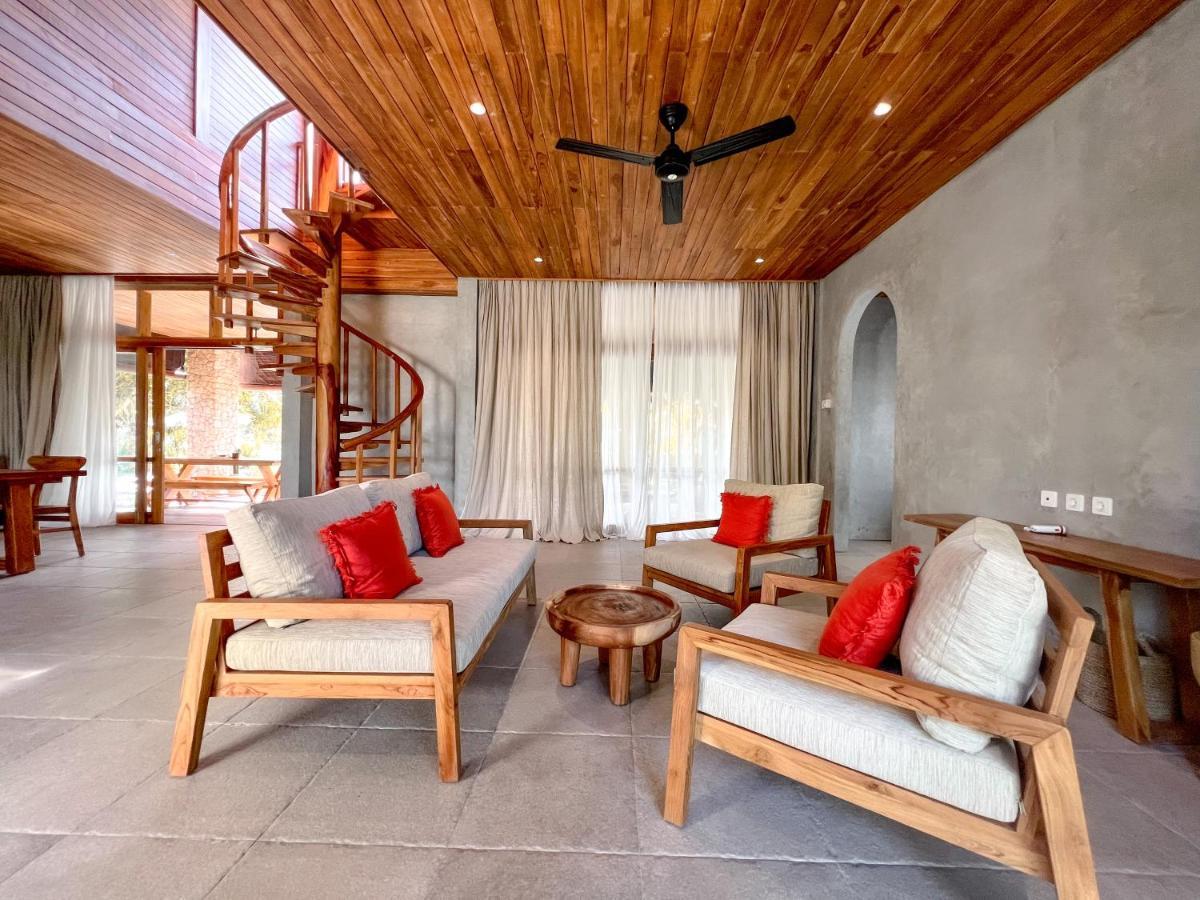Diamond Beach Villas Tanglad Bagian luar foto