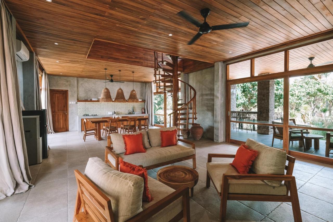 Diamond Beach Villas Tanglad Bagian luar foto